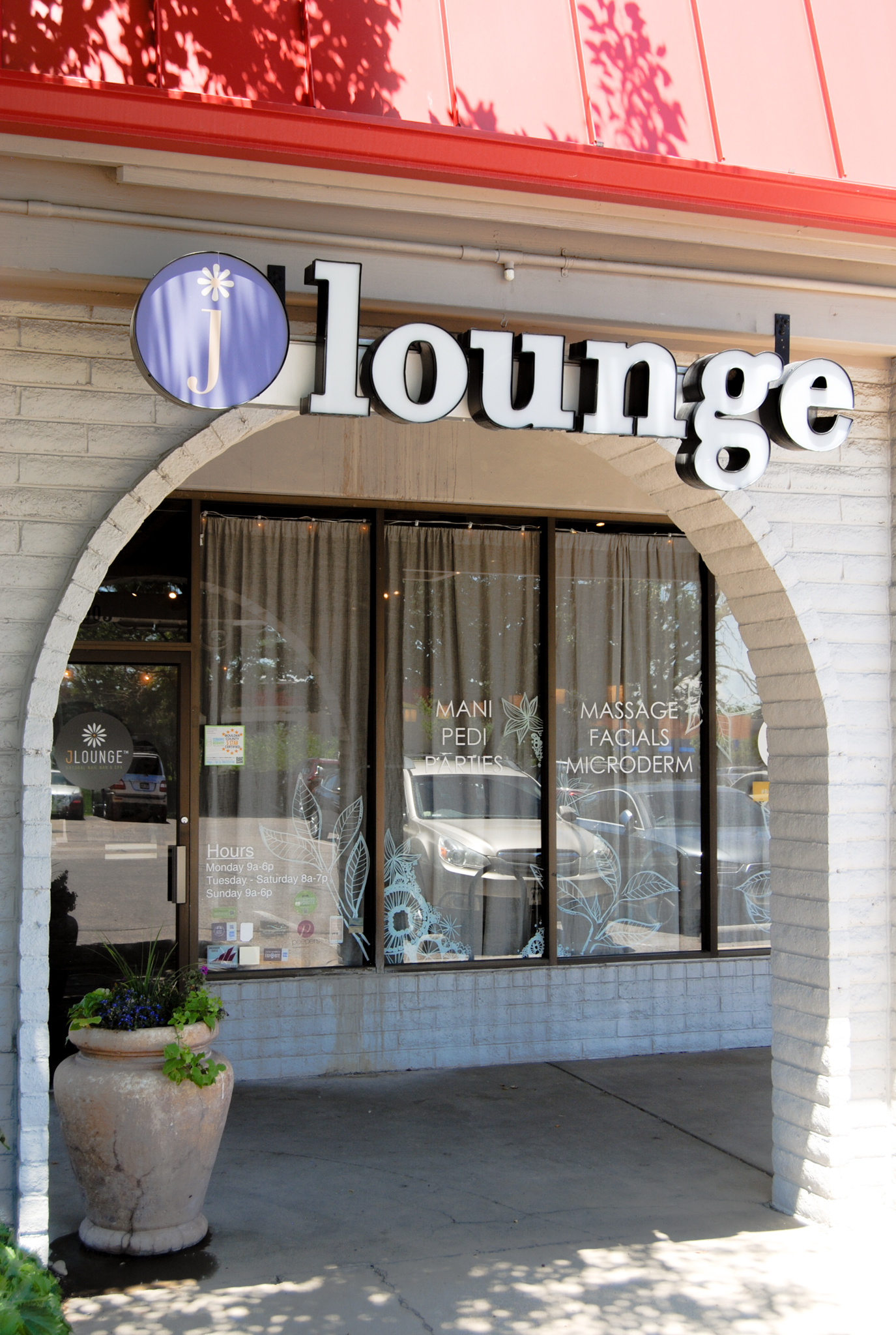 Jlounge nail photo 5
